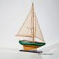 Preview: Kleines Segelschiff grün aus Holz (40 cm x 27 cm)