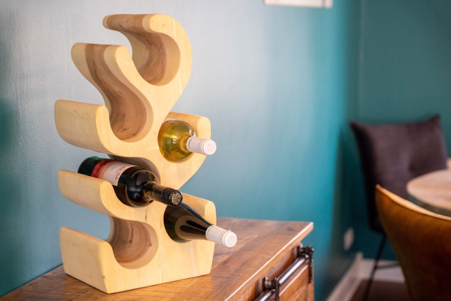 Handgefertigter Weinständer / Flaschenhalter aus Hartholz für 6 Flaschen in edlem Design (Höhe 50 cm)