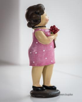 50er Jahre Kussdame in rosa Kleid (17 cm)