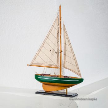 Kleines Segelschiff grün aus Holz (40 cm x 27 cm)
