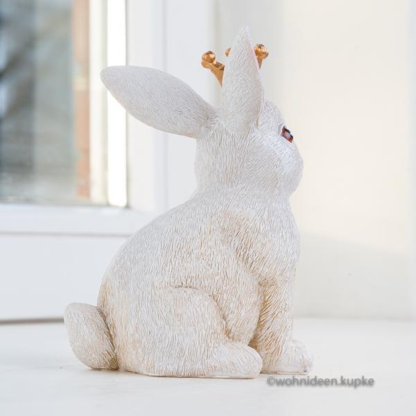 Weißer Osterhase sitzend mit Krone (16 cm)